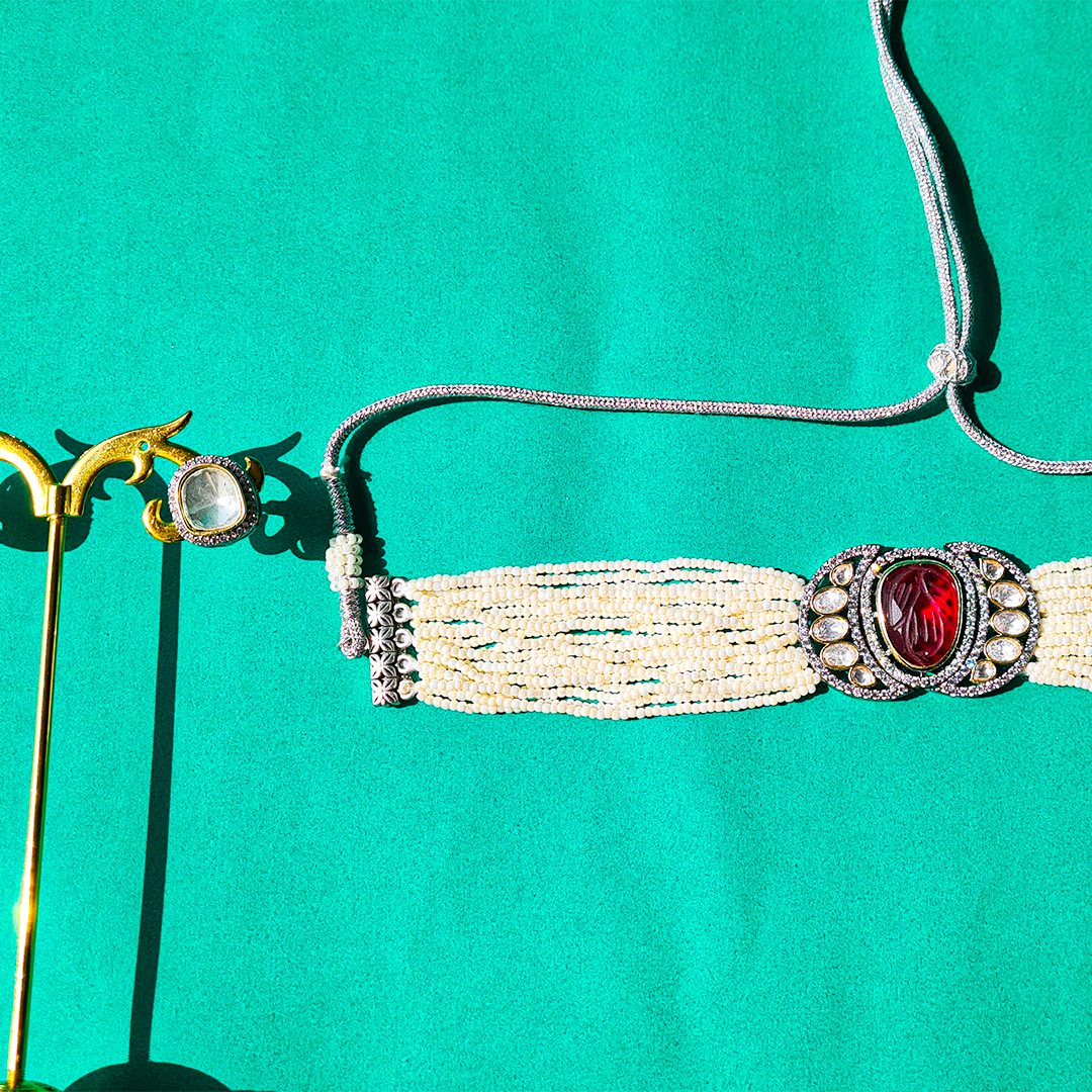 Majestic Scarlet Pearl Choker