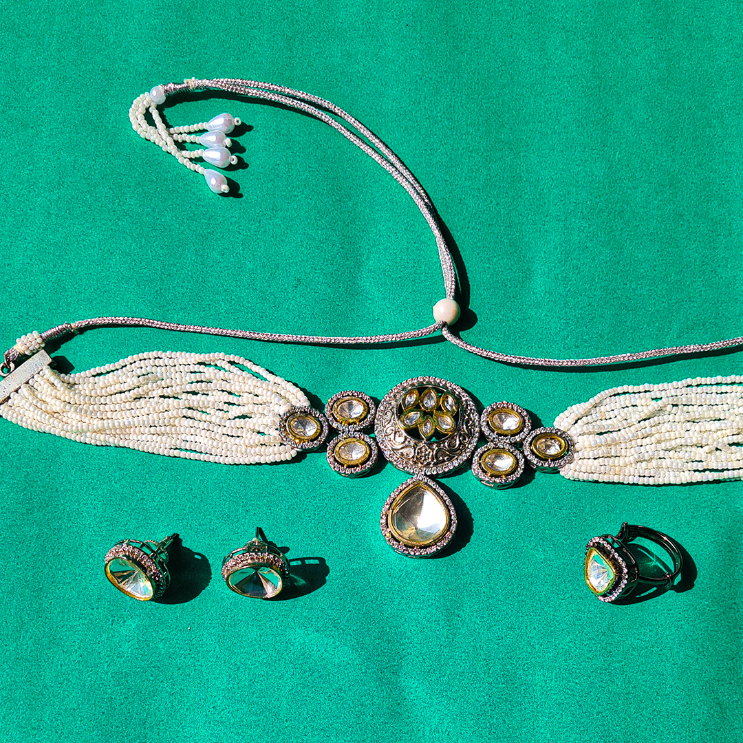 Opaline Whisper Choker