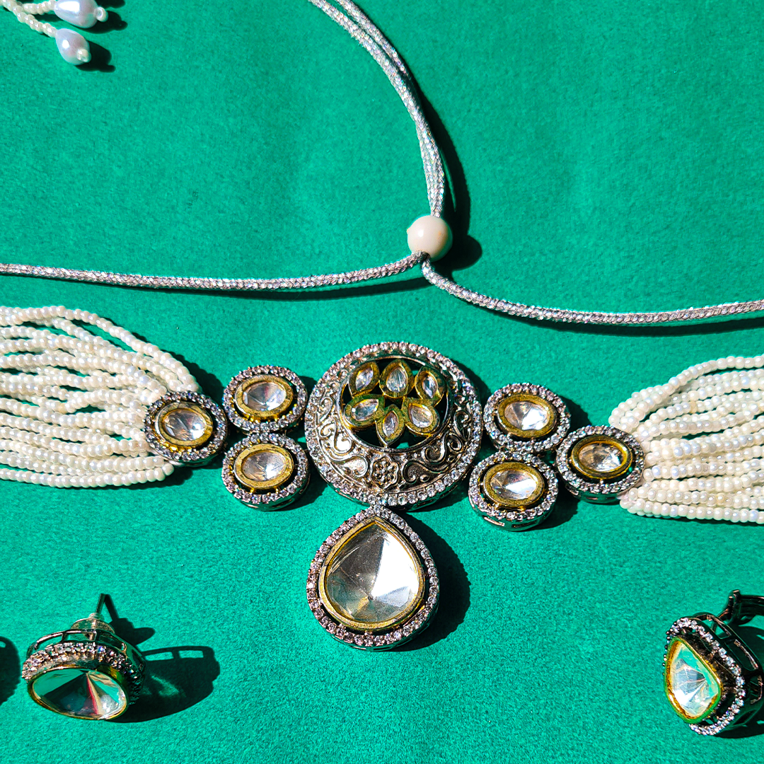 Opaline Whisper Choker