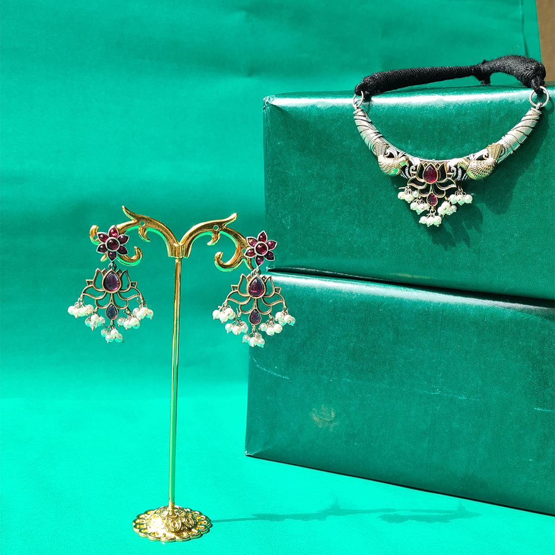 SONGBIRD SERENADE CHOKER
