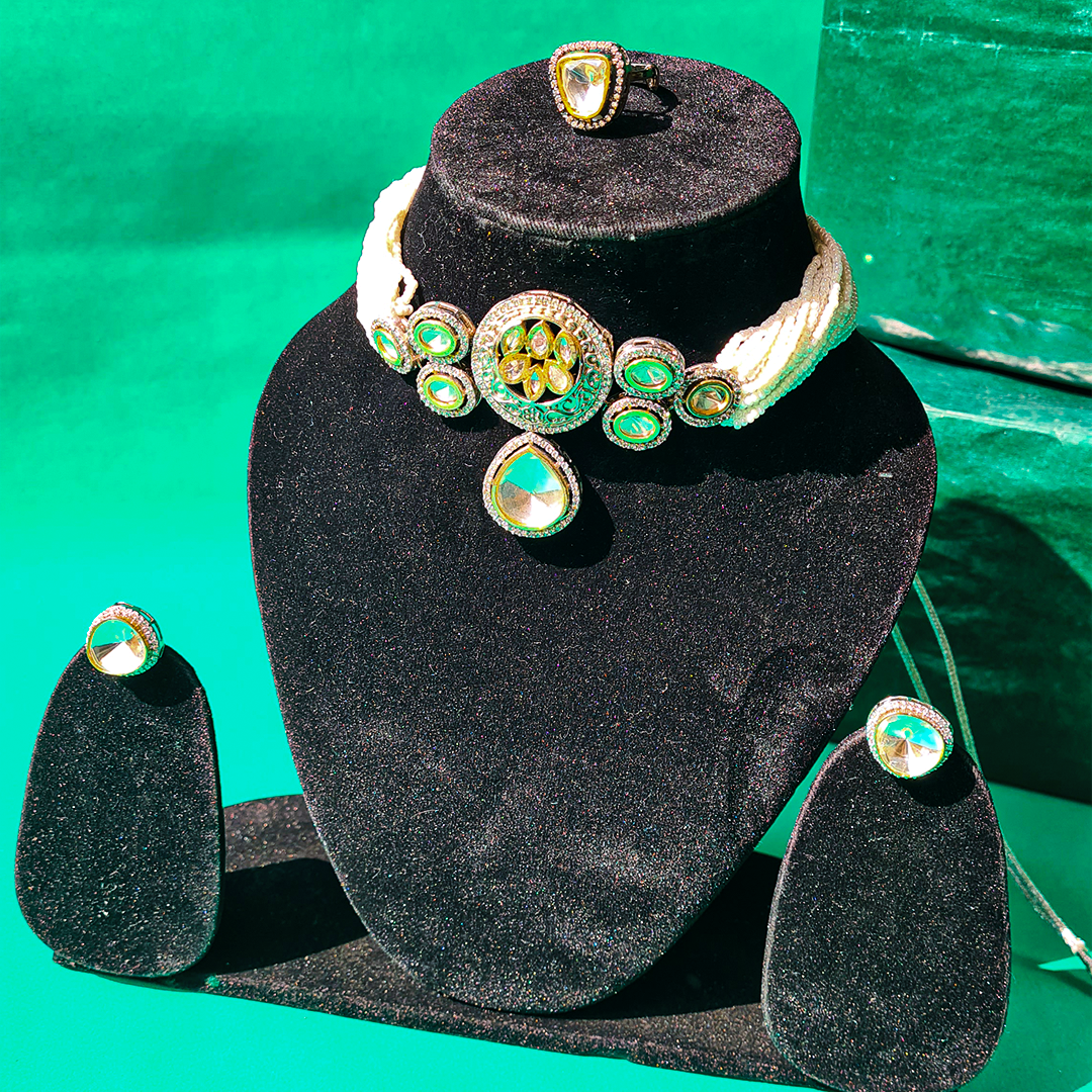 Opaline Whisper Choker