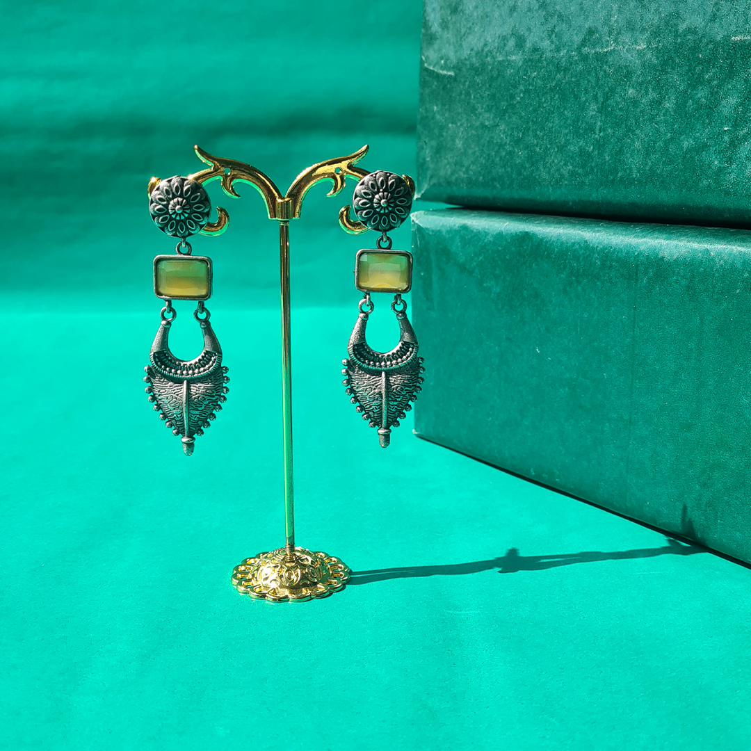 SILVER GREEN GLEAM