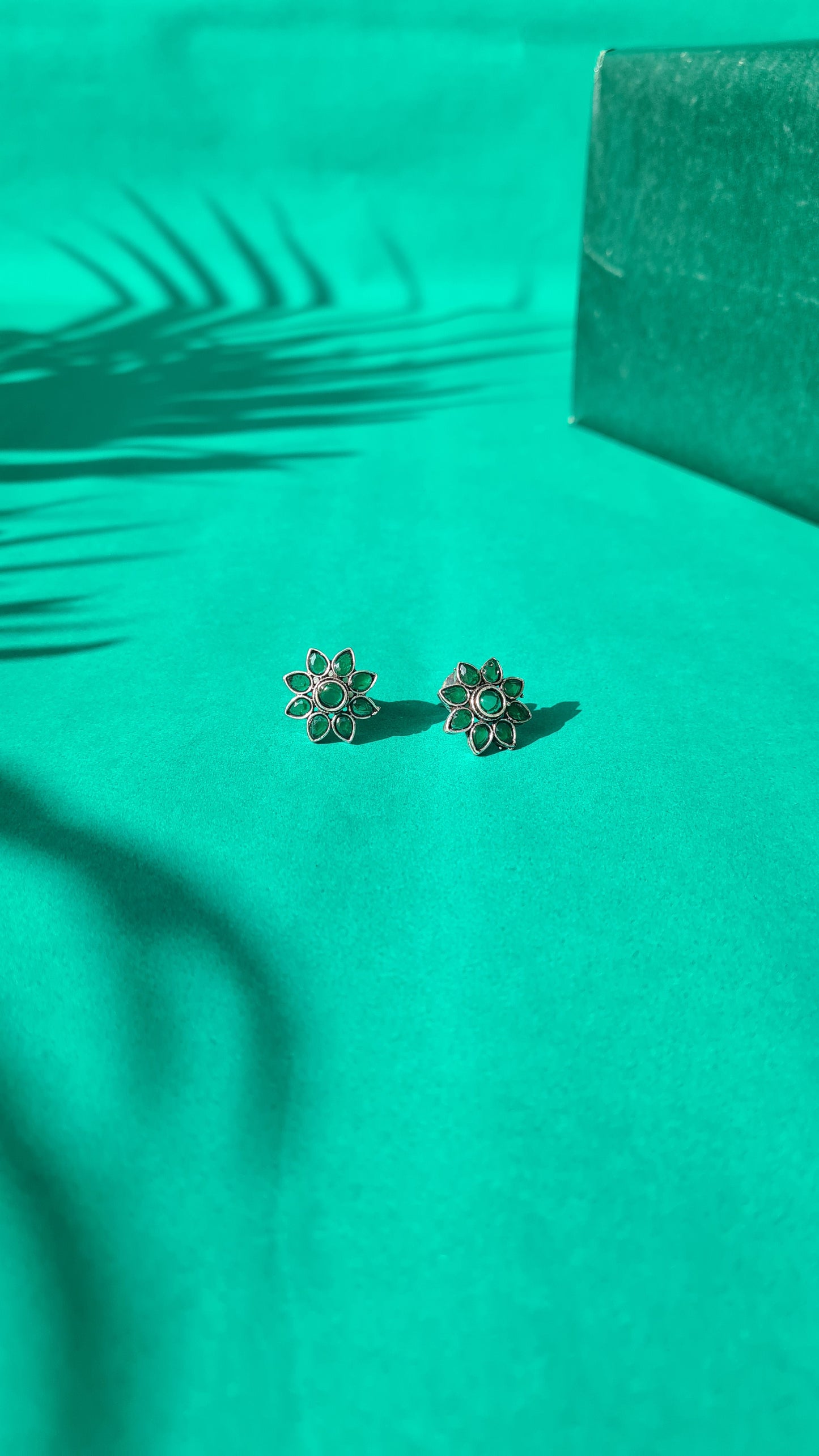 TINY TREASURES
