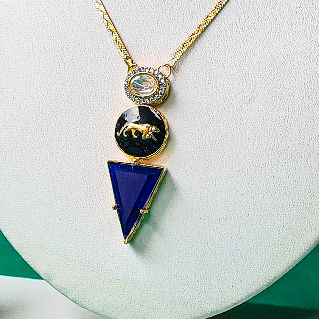BLUE LIONESS NECKLACE