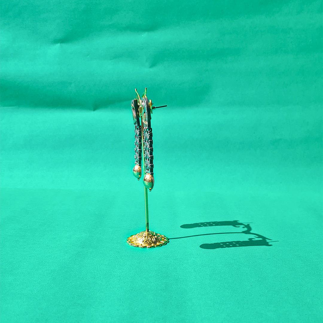 PEACOCK DANGLER