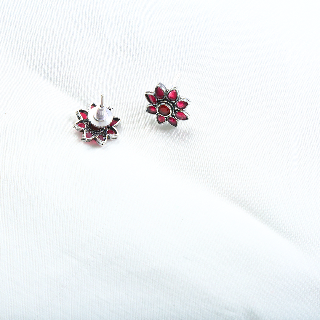 TINY TREASURES