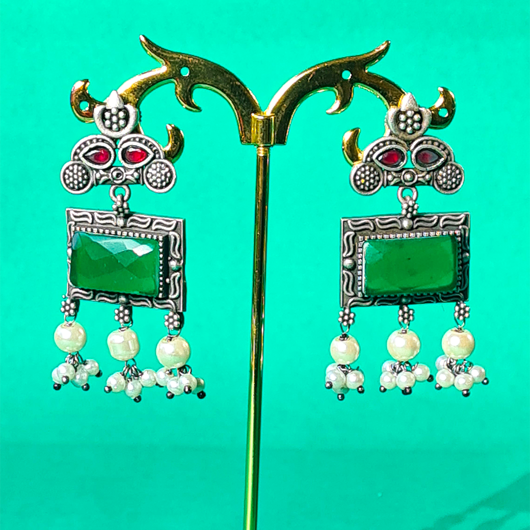 EMERALD ELEGANCE