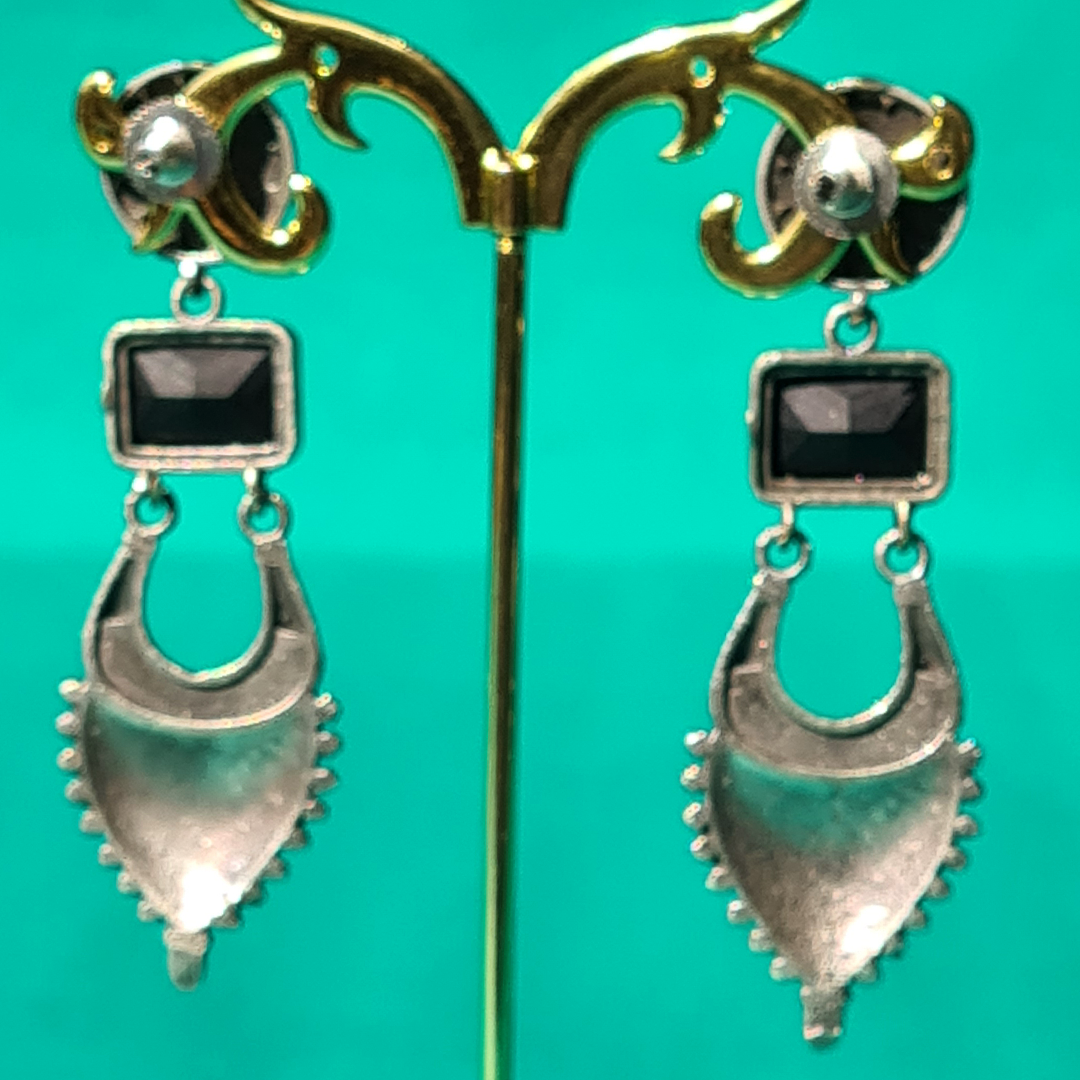 SILVER GREEN GLEAM