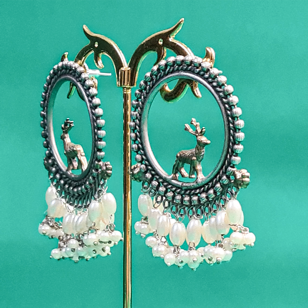 GRACEFUL GAZELLE HOOPS