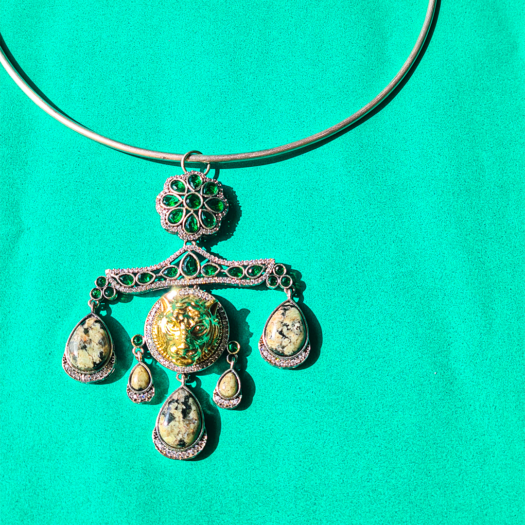 MAJESTIC MANE NECKLACE
