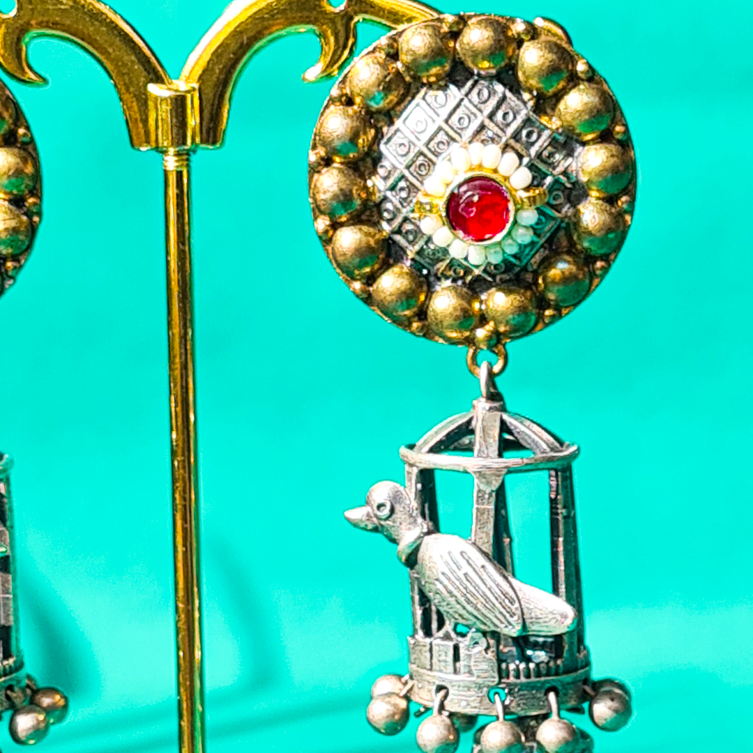 MAJESTIC AVIARY DUO-TONE