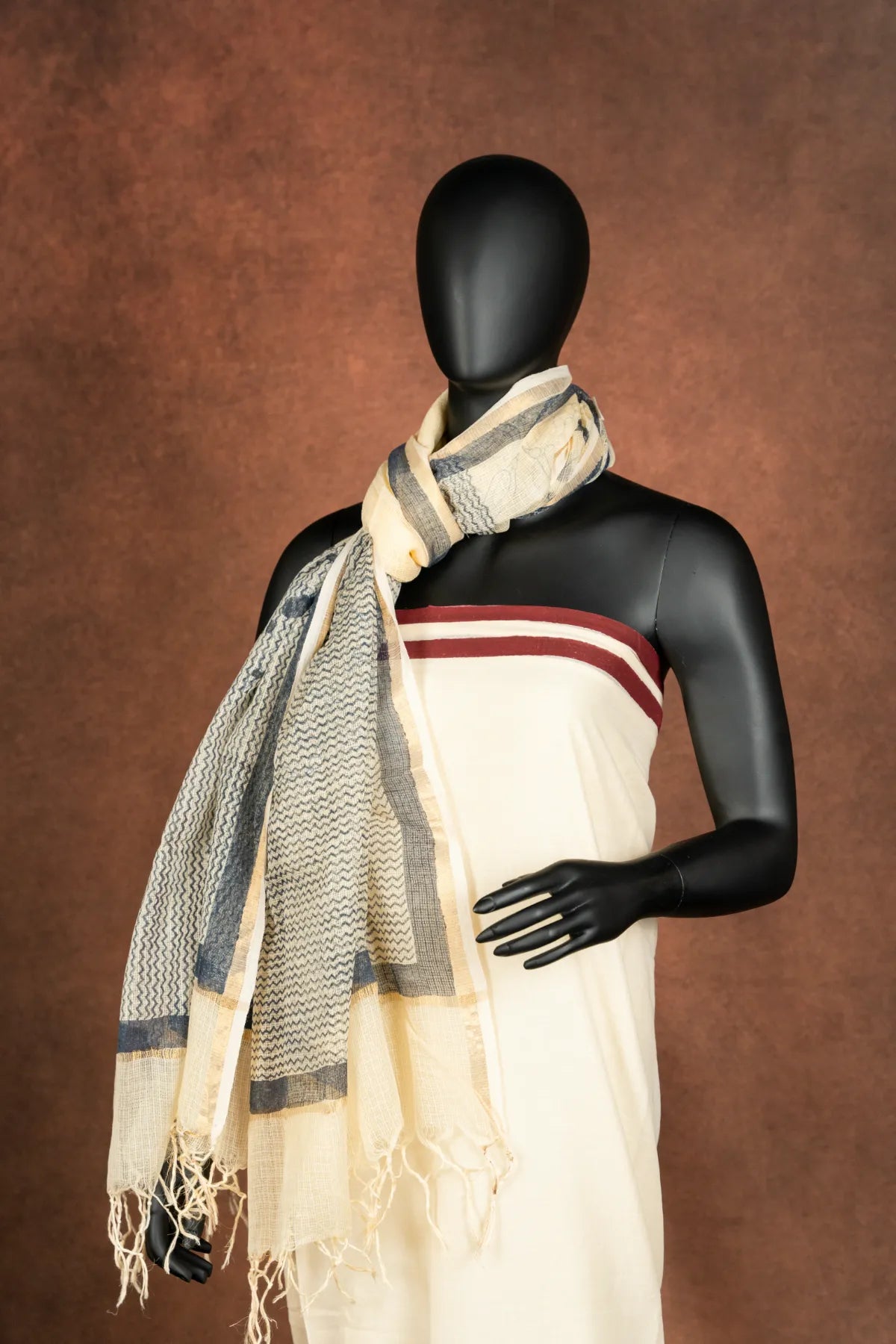 Gonds Impression 2.0 : BLACK BIRD BEIGE DUPTTA