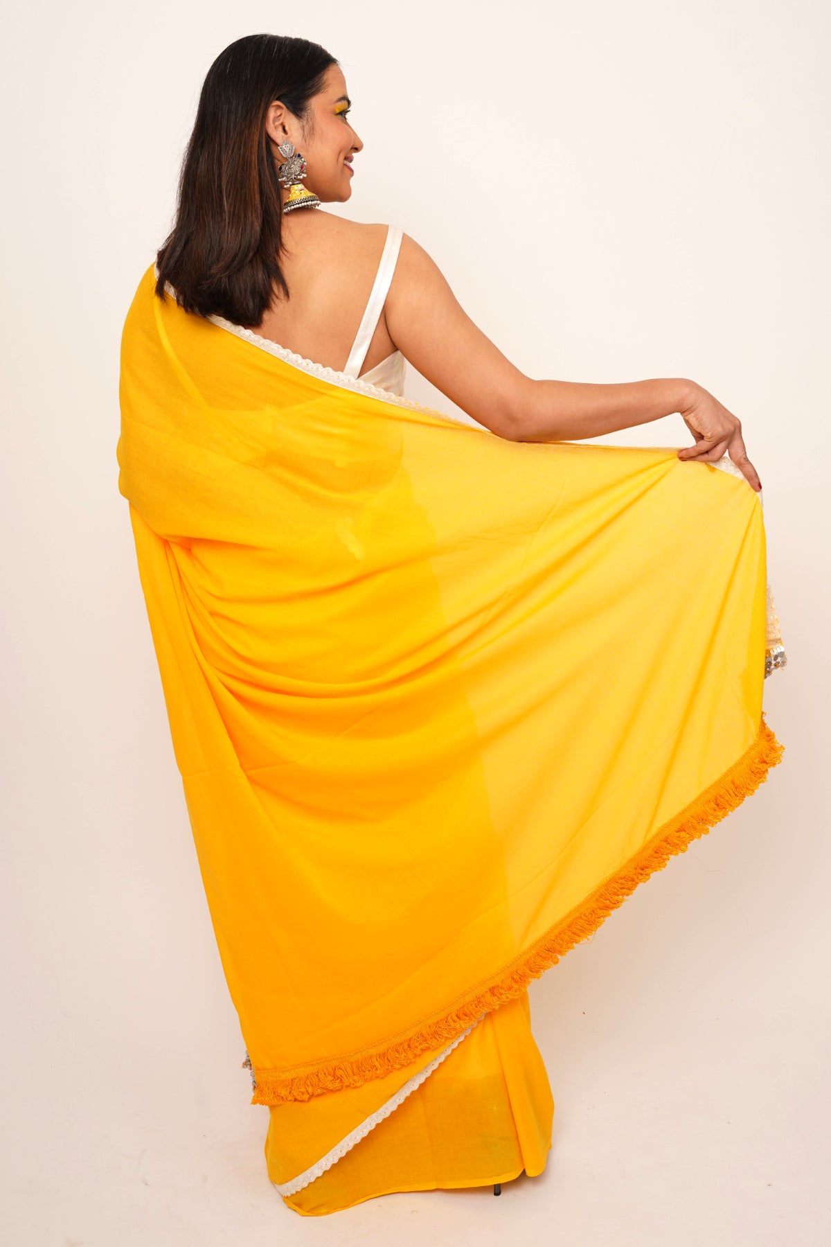 HAND EMBROIDERED : MATSYA DHAAGE