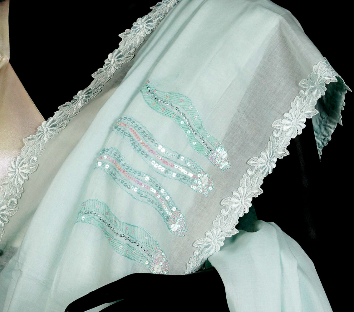 HAND EMBROIDERED : MINT MATSYA