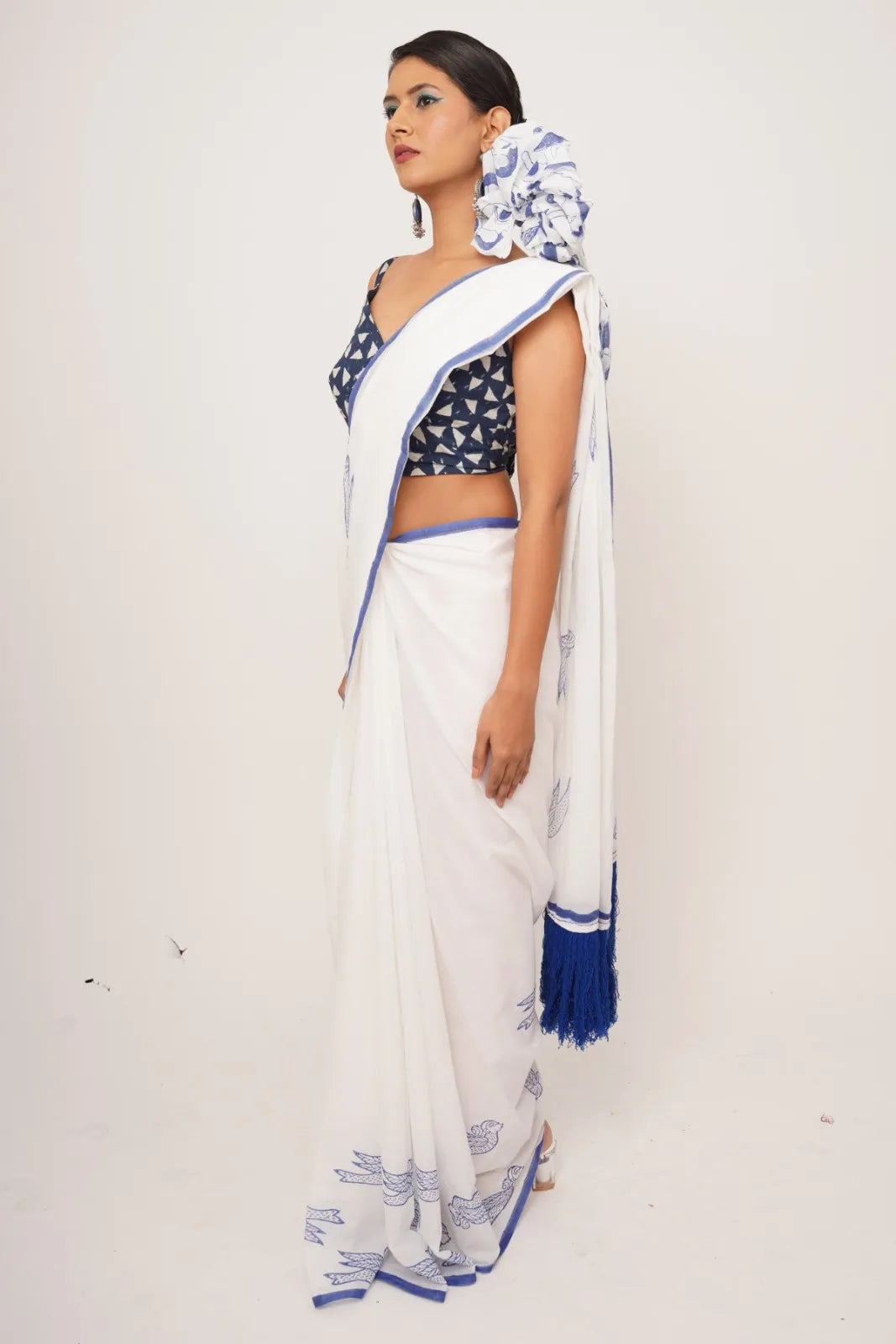 MULMUL ANCHAL : NEEL VARNIKA