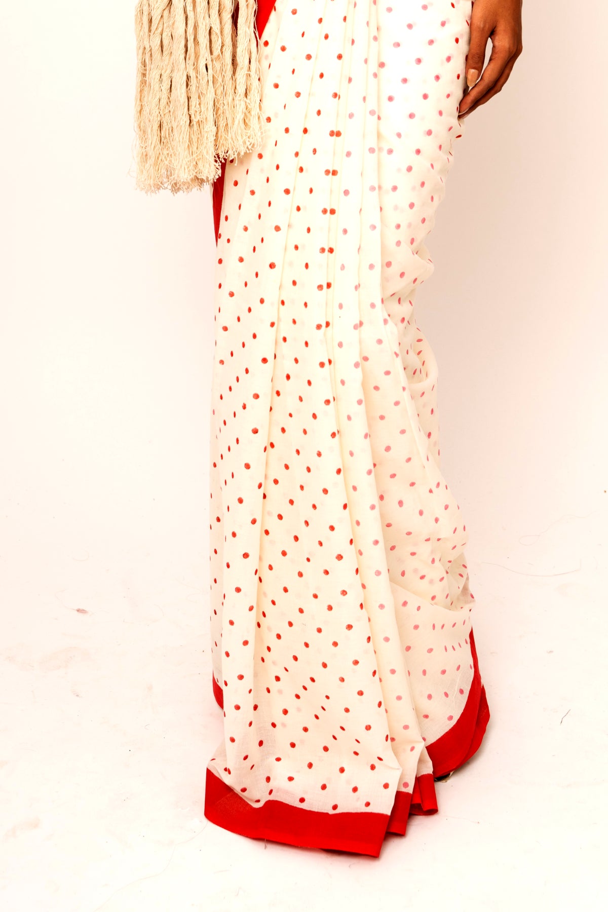 Mulmul Anchal : MELODY OF DOTS