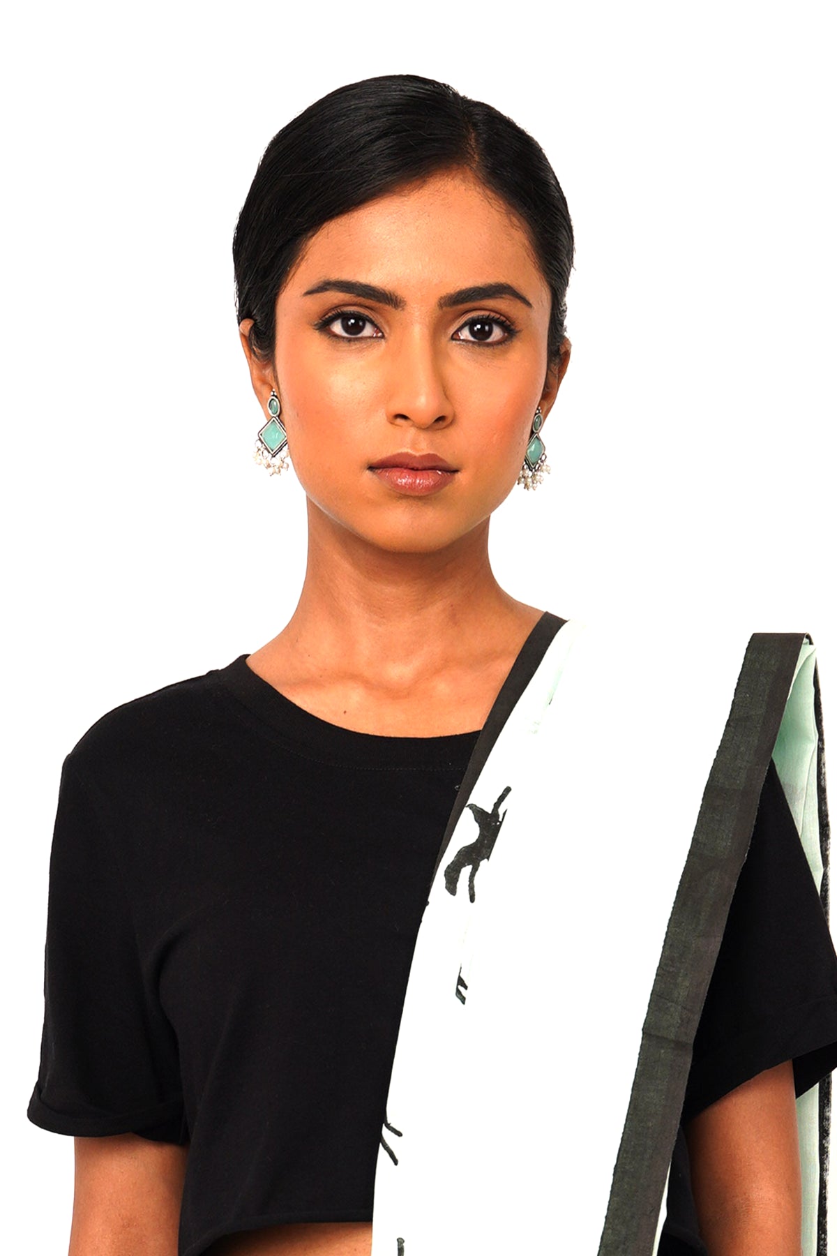 NEELARA EARRINGS