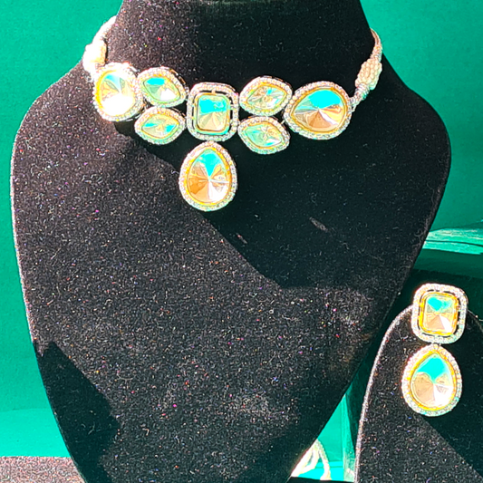 Snow Queen Pearl Choker