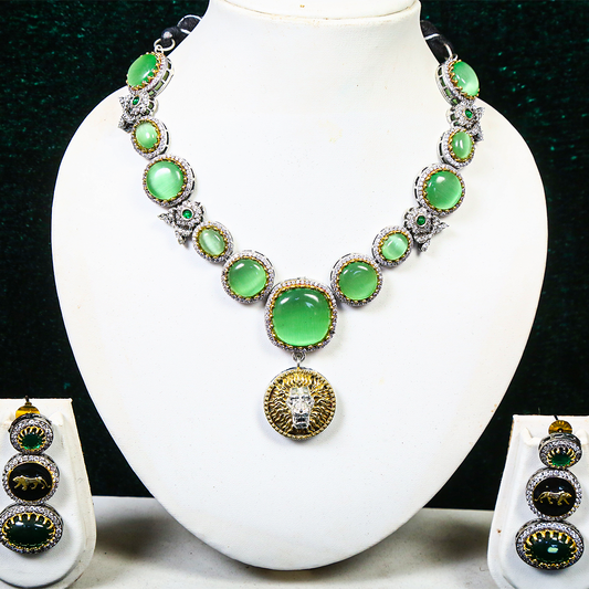 Roaring Majesty  Necklace