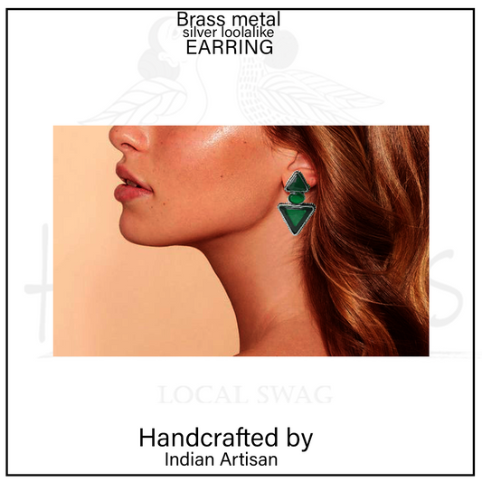 GREEN STONE TRIANGLE STUD EARRINGS
