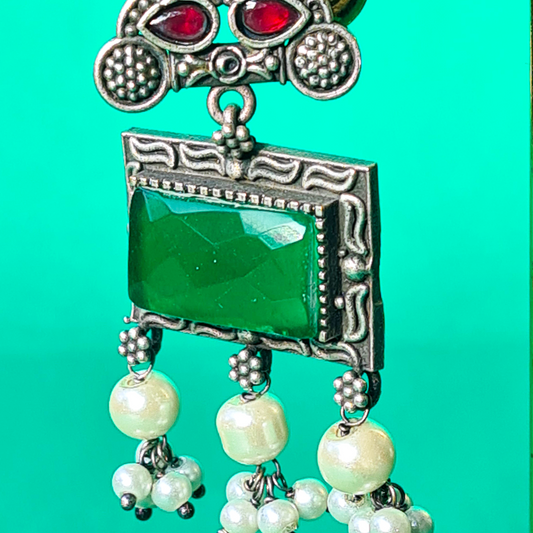 EMERALD ELEGANCE