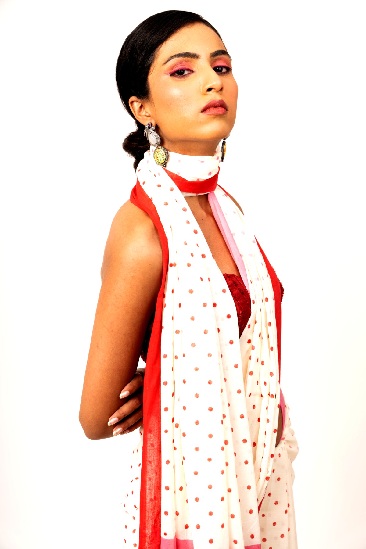 Mulmul Anchal : MELODY OF DOTS