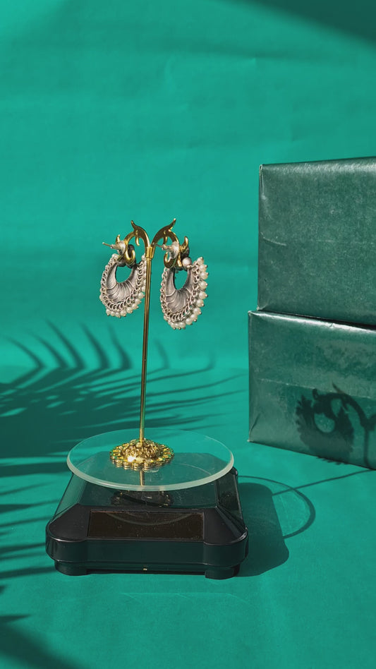 Emerald Trio Pearl Drops